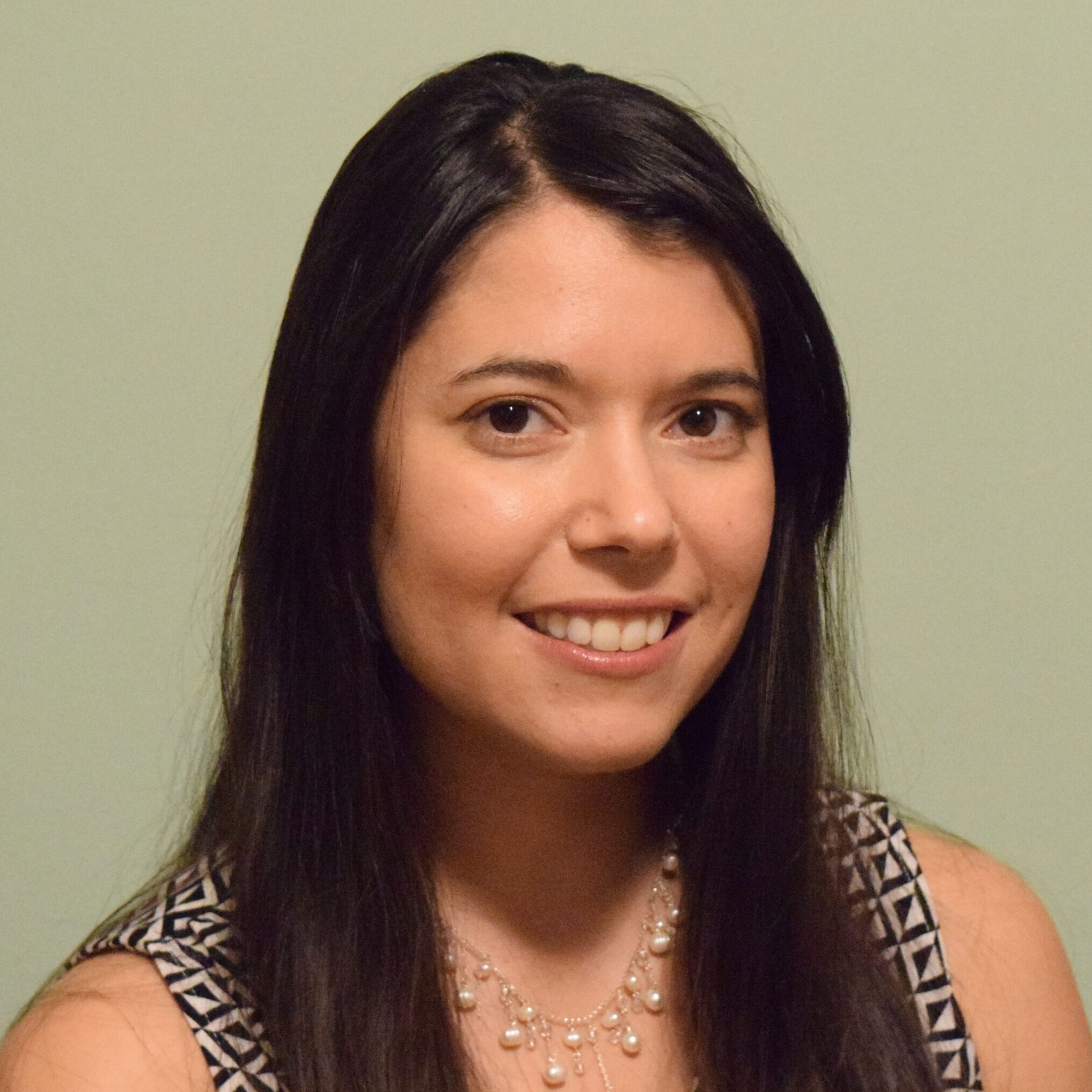 Headshot of Lía Corrales